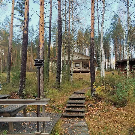 Domek alpejski Lappalaisen Lomamoekit Maentypirtti *