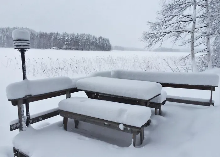 Alpstuga Lappalaisen Lomamoekit Maentypirtti