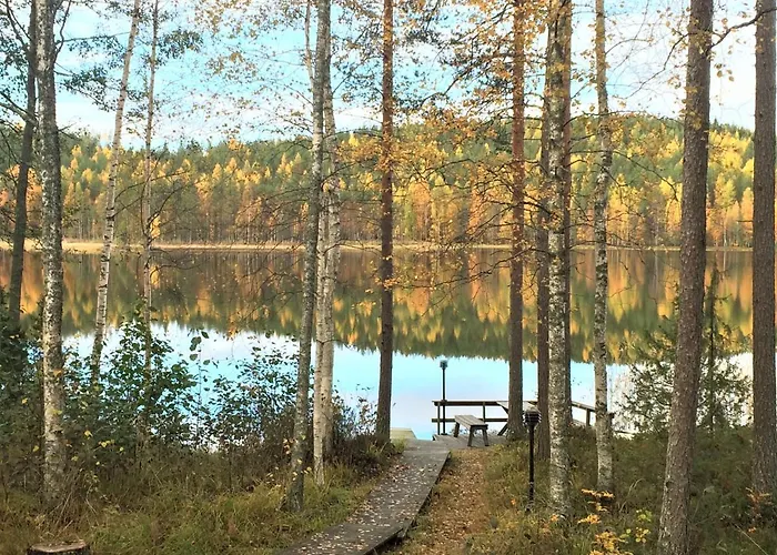 Alpstuga Lappalaisen Lomamoekit Maentypirtti *